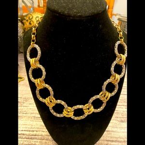 GOLDTONE AND SILVERTONE LINK NECKLACE